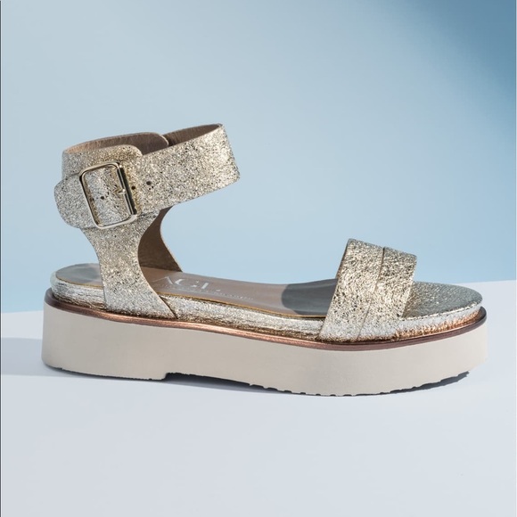 Attilio Giusti Leombruni Shoes - AGL Ankle Strap Flatform Sandal - sz 39.5
